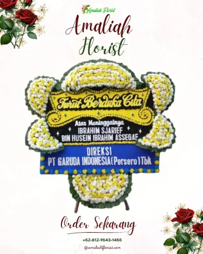 Papan Bunga Duka di Seberang Mesjid